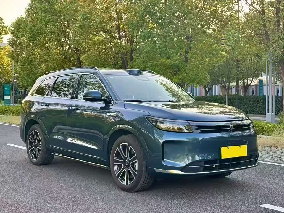 AITO Ask the world M7