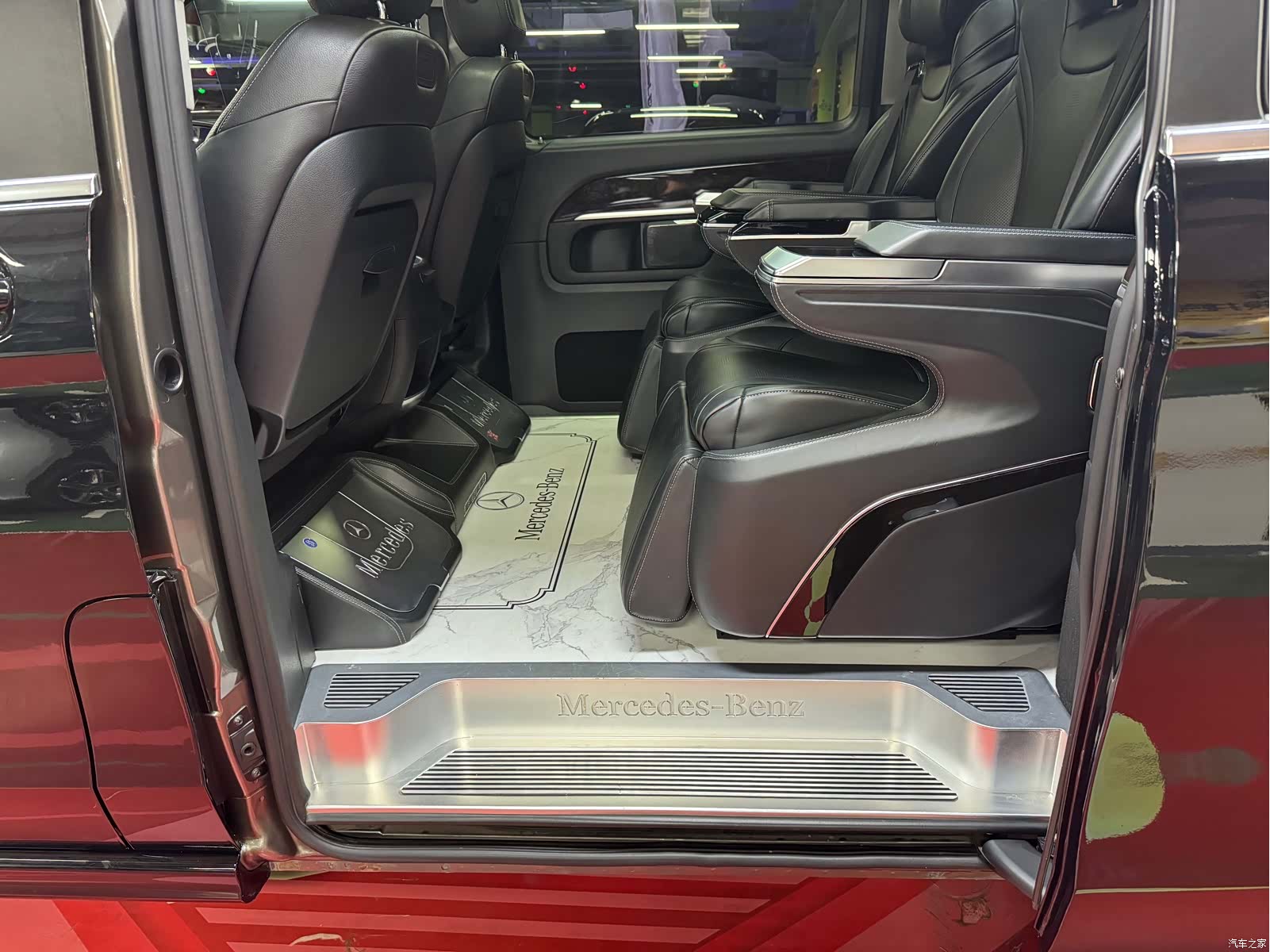 Mercedes-Benz V-Class, 2018 31