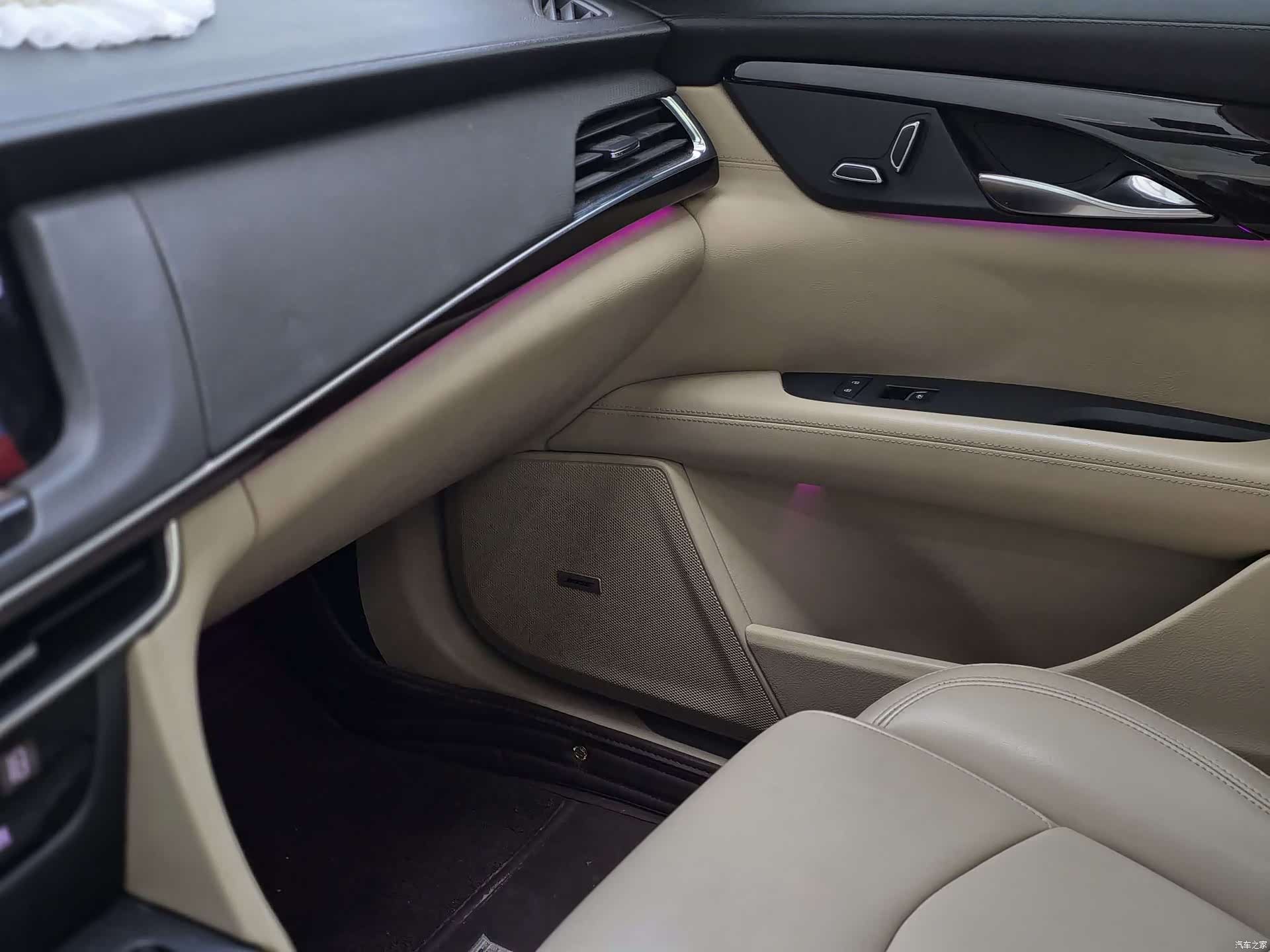 Cadillac CT6, 2016 10