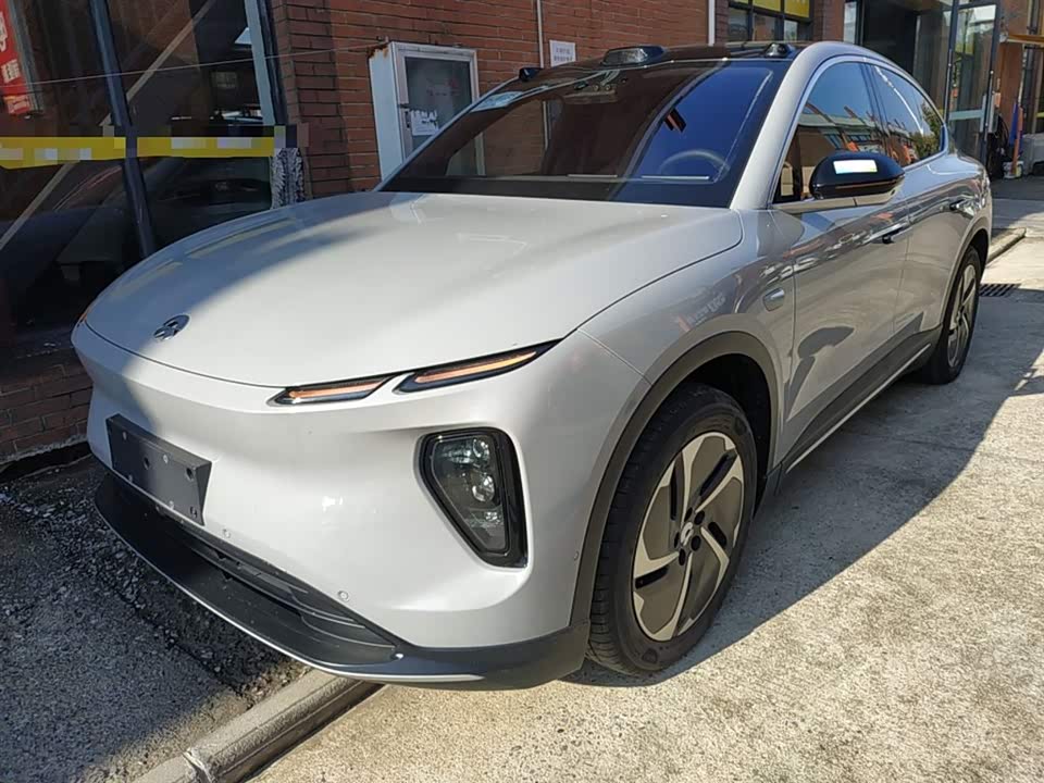 NIO EC6