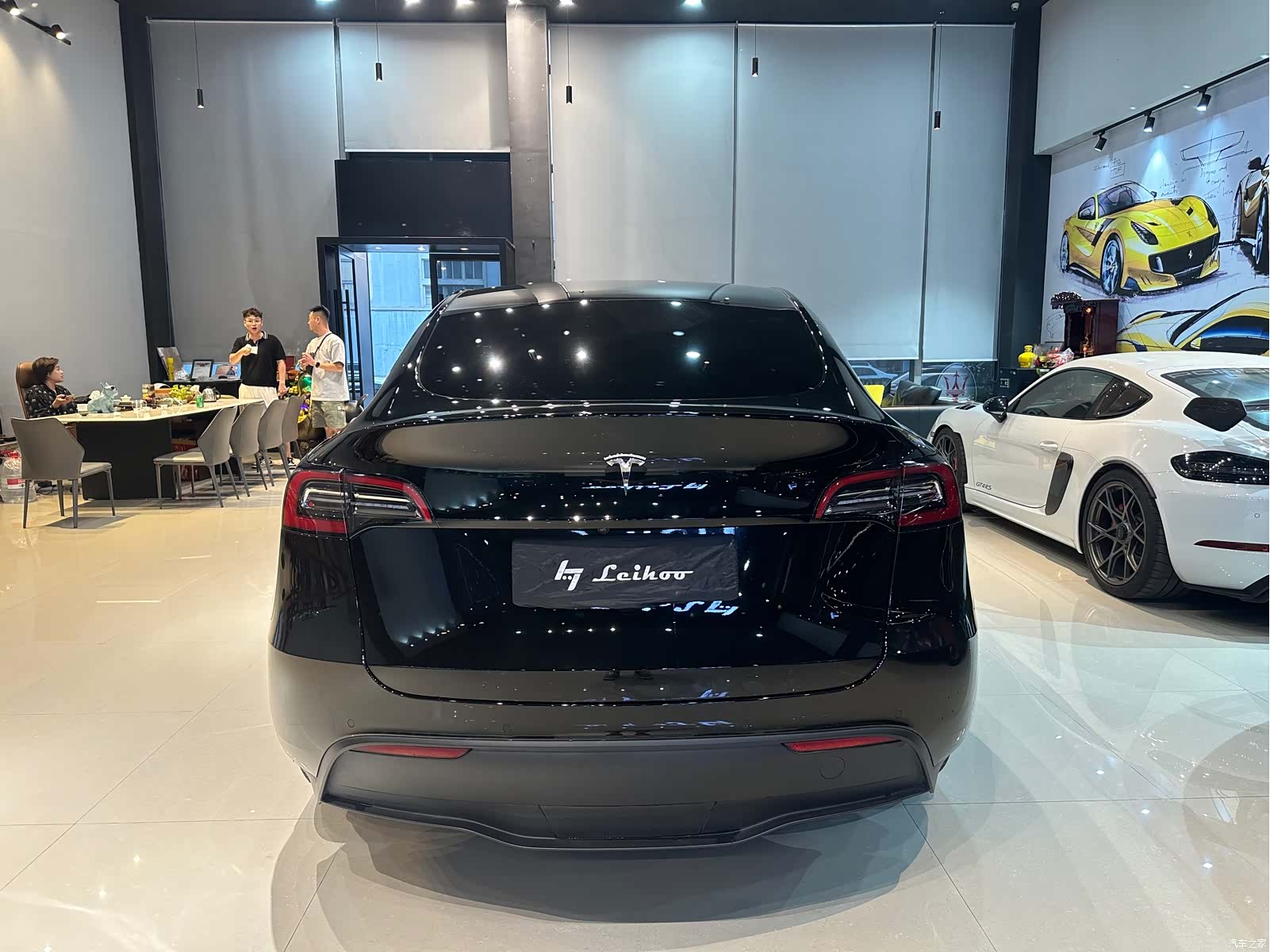 Tesla Model Y, 2022 все фото