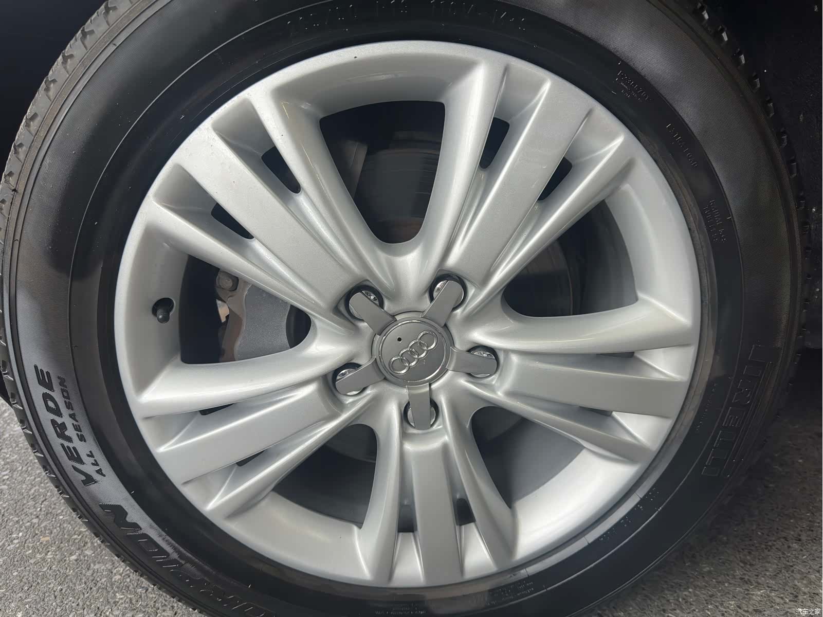 Audi Q7, 2013 9