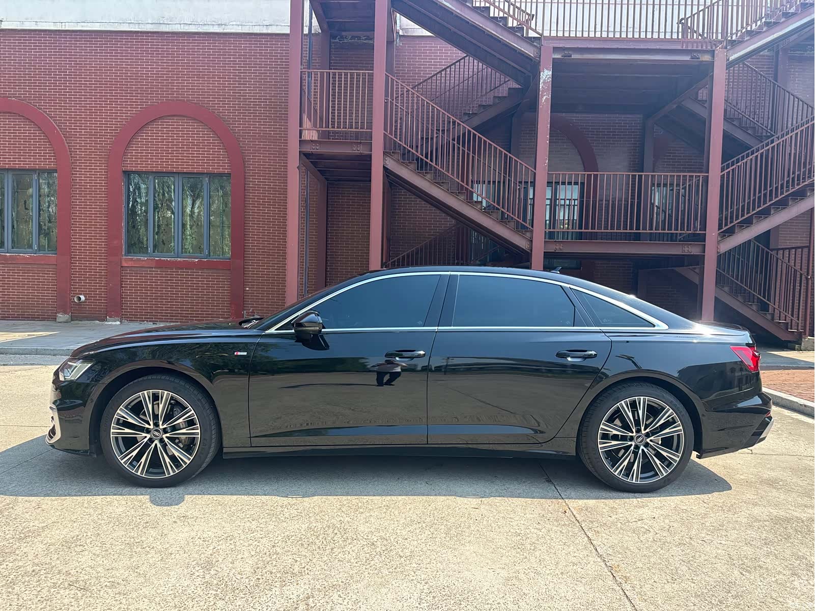 Audi A6L, 2023 4