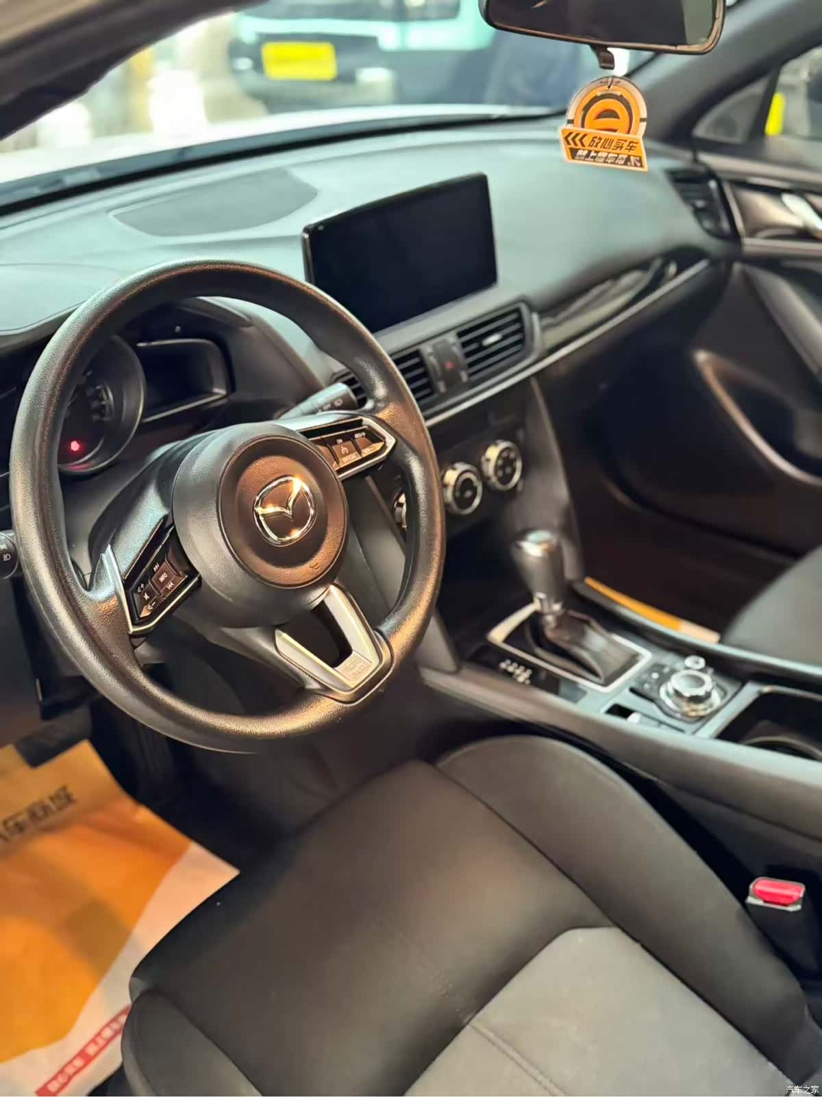 Mazda CX-4, 2023 7