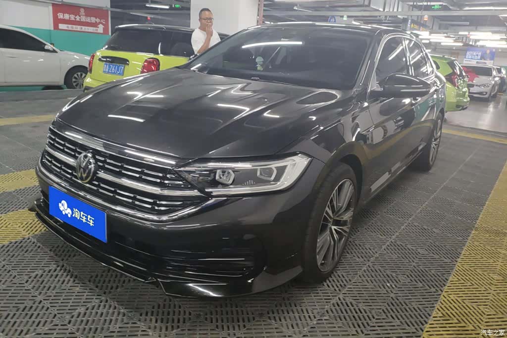 Volkswagen Sagitar