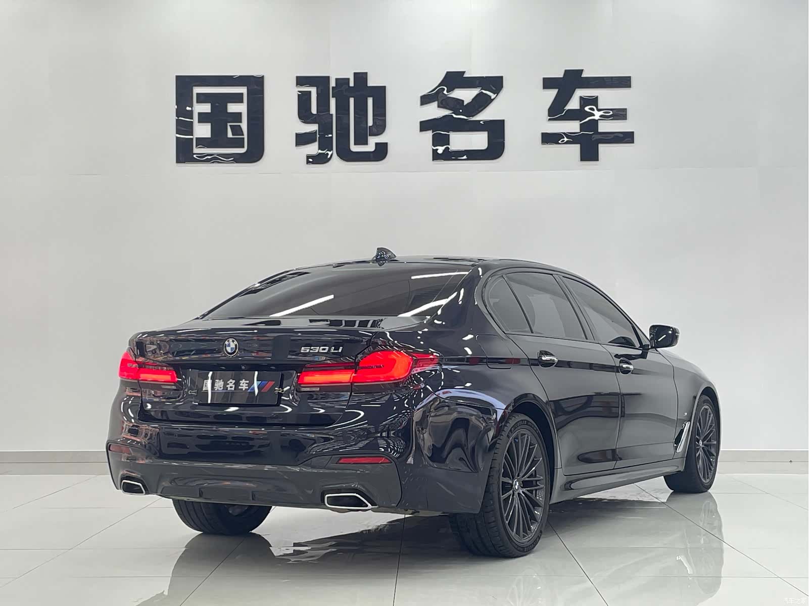 BMW 5 Series, 2018 все фото