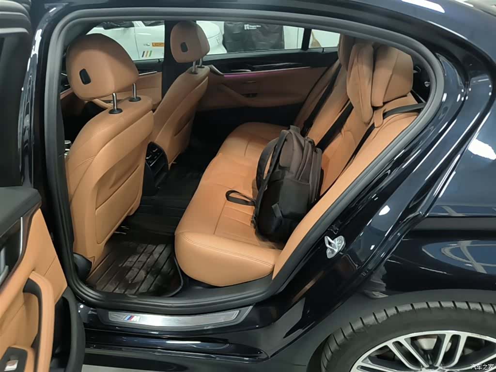 BMW 5 Series, 2018 17