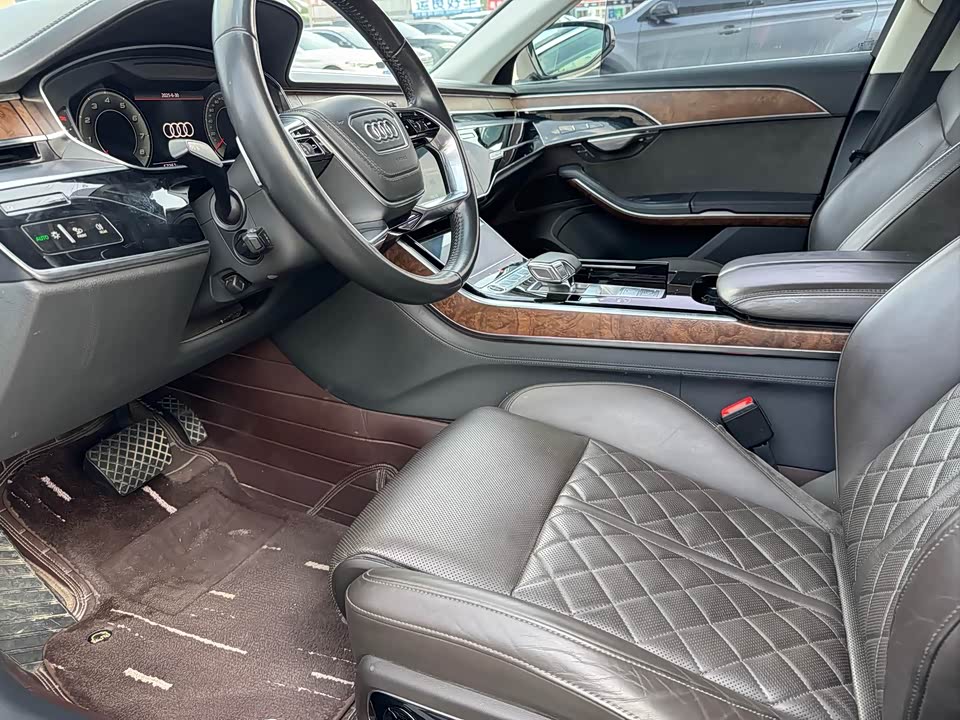 Audi A8 Audi A8