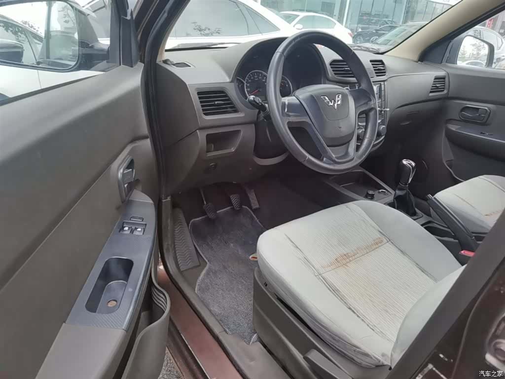 Wuling Hongguang, 2016 16