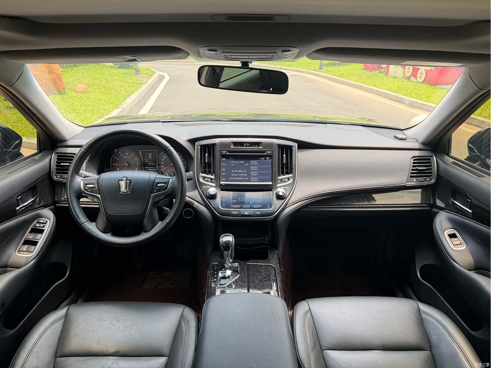 Toyota Crown, 2018 15