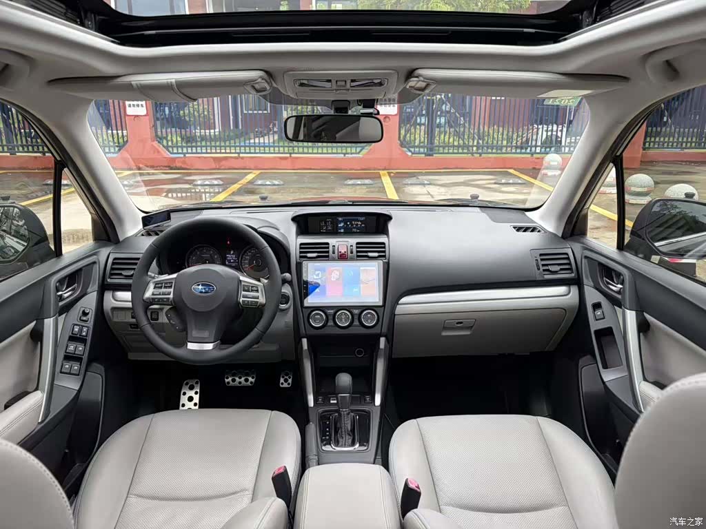 Subaru Forester, 2014 все фото