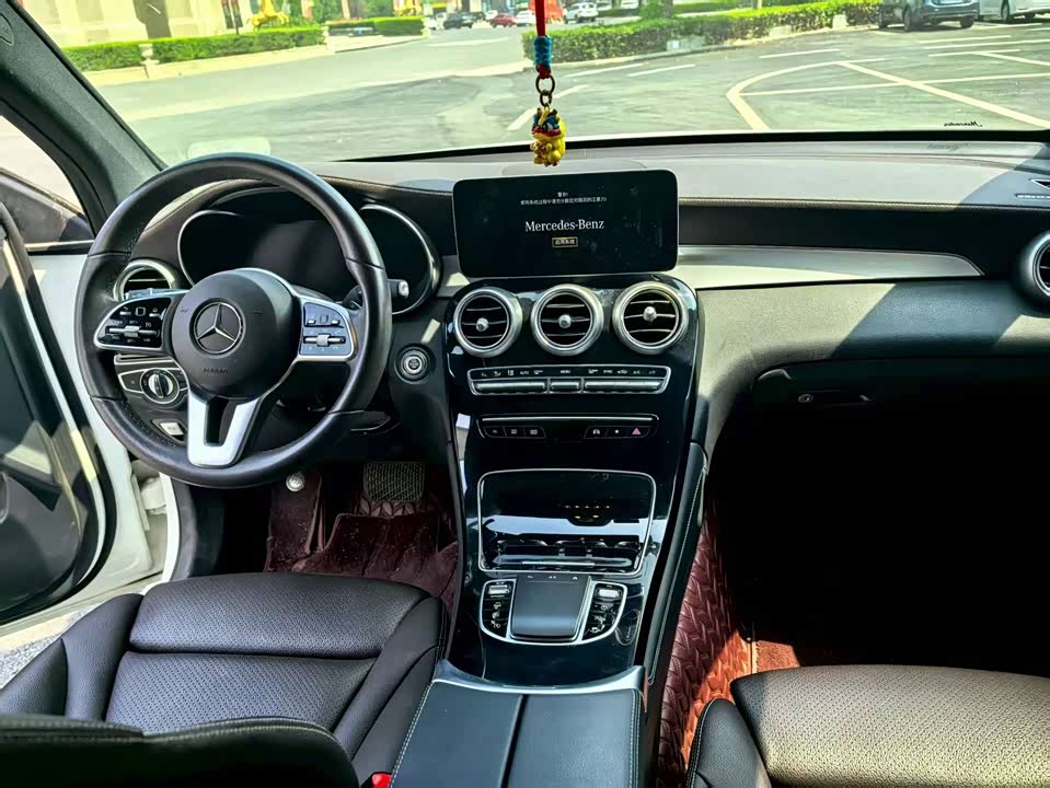 Mercedes-Benz GLC Mercedes-Benz GLC