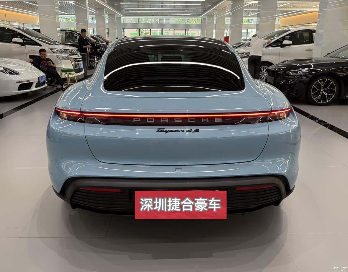 Porsche Taycan, 2021 все фото