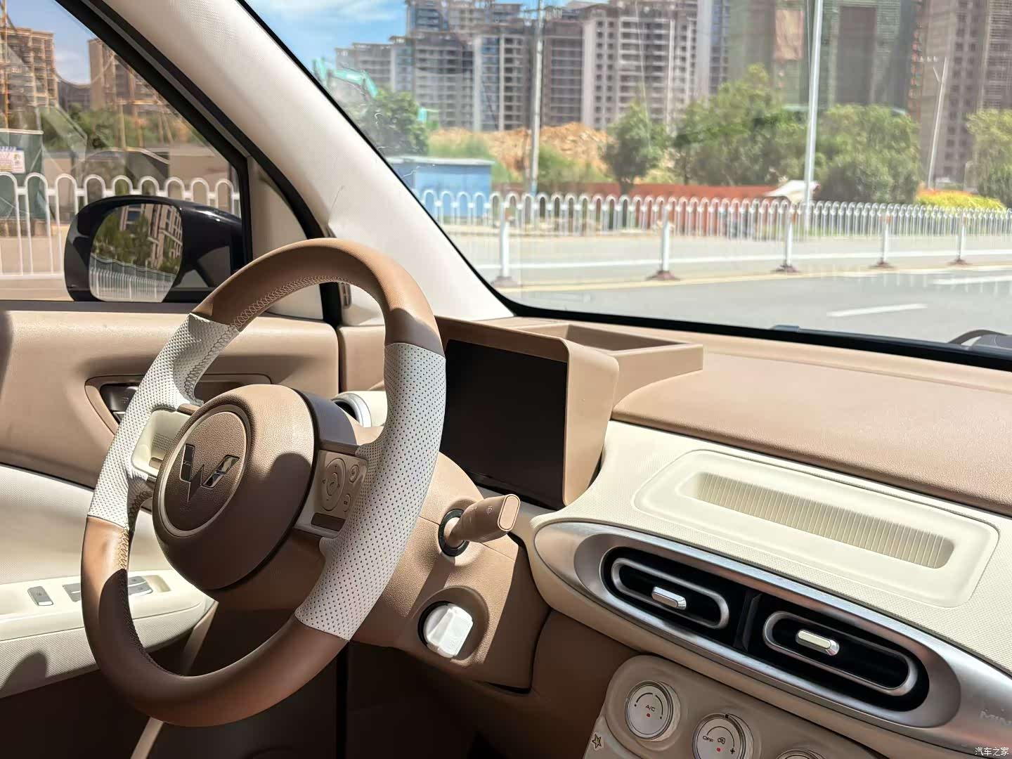 Wuling MINIEV, 2025 9
