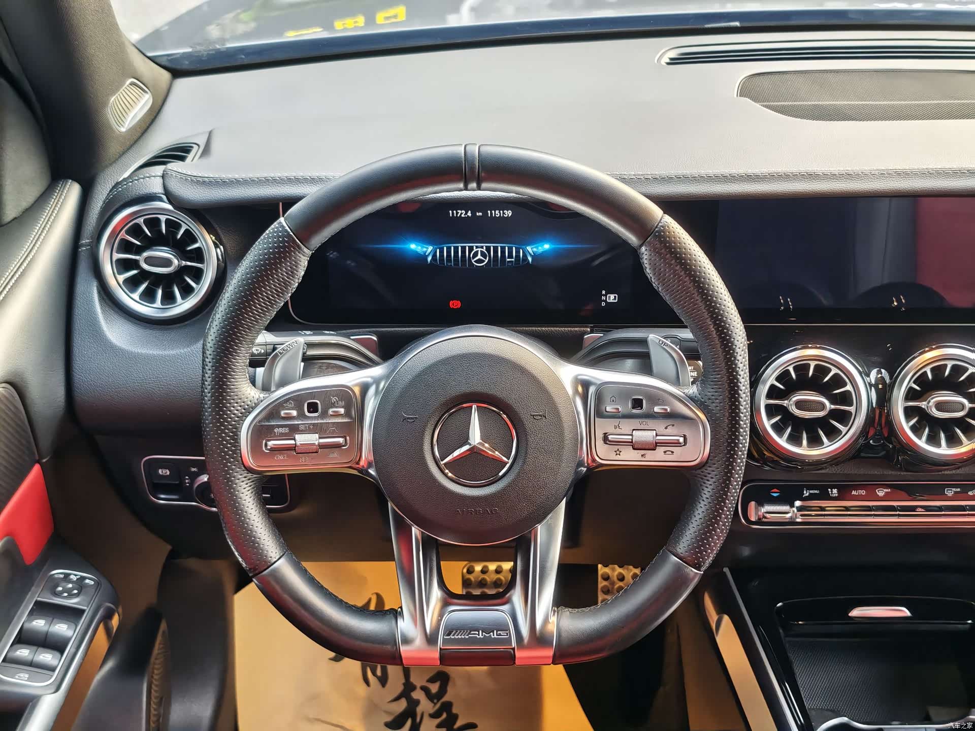Mercedes-Benz GLB, 2021 19