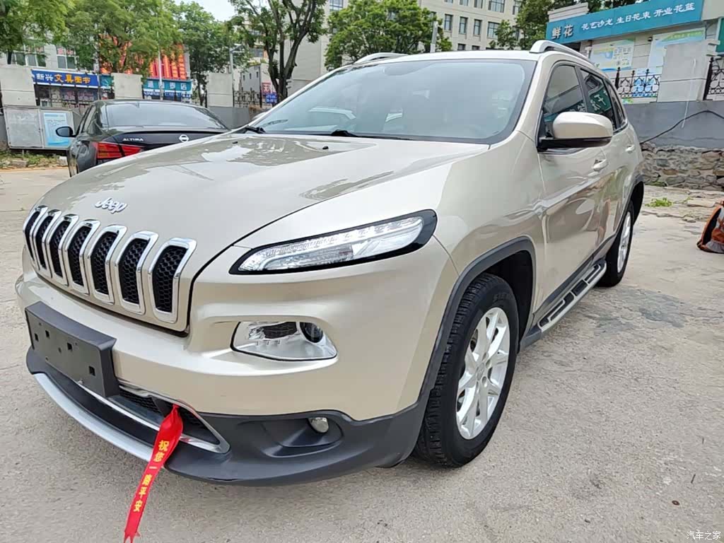 Jeep Cherokee, 2018 1