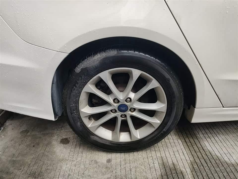 Ford Mondeo Ford Mondeo