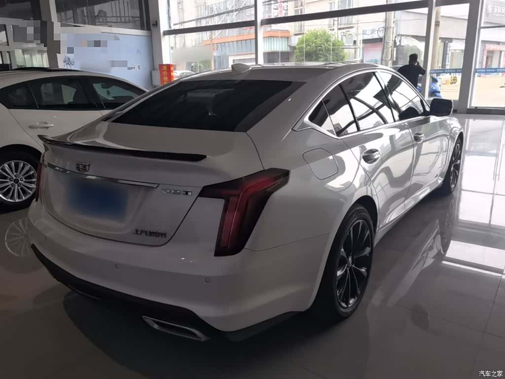 Cadillac CT5, 2024 все фото