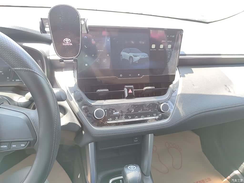 Toyota Frontlander, 2023 13