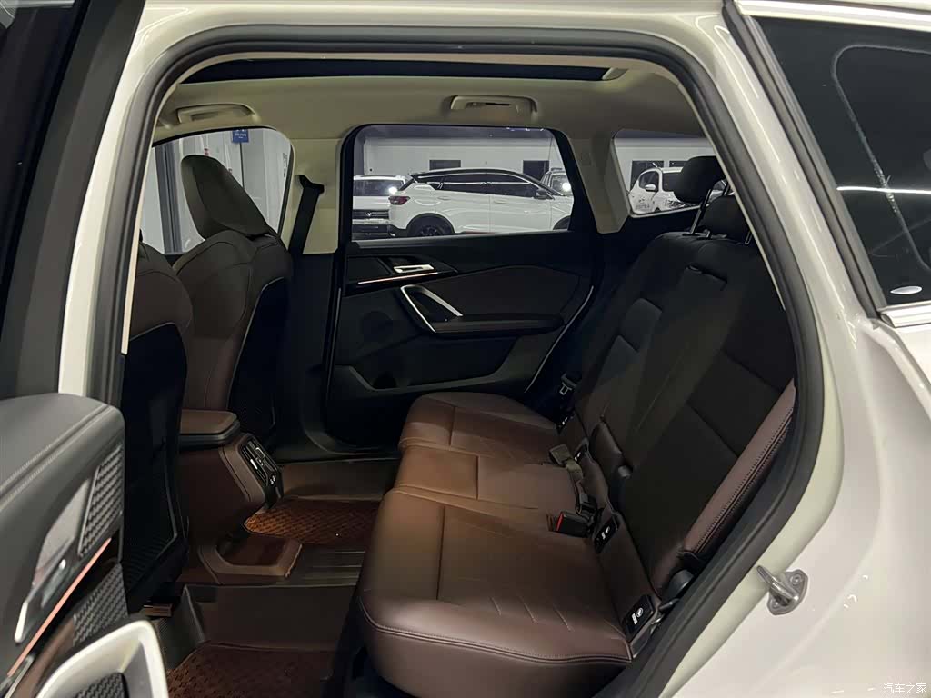 BMW X1, 2024 13