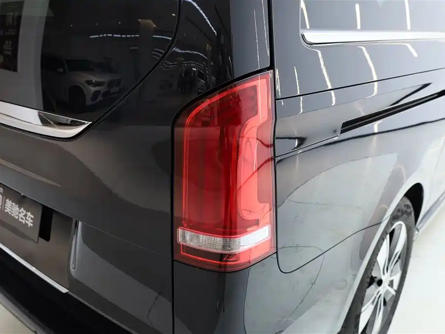 Mercedes-Benz V-class Mercedes-Benz V-class