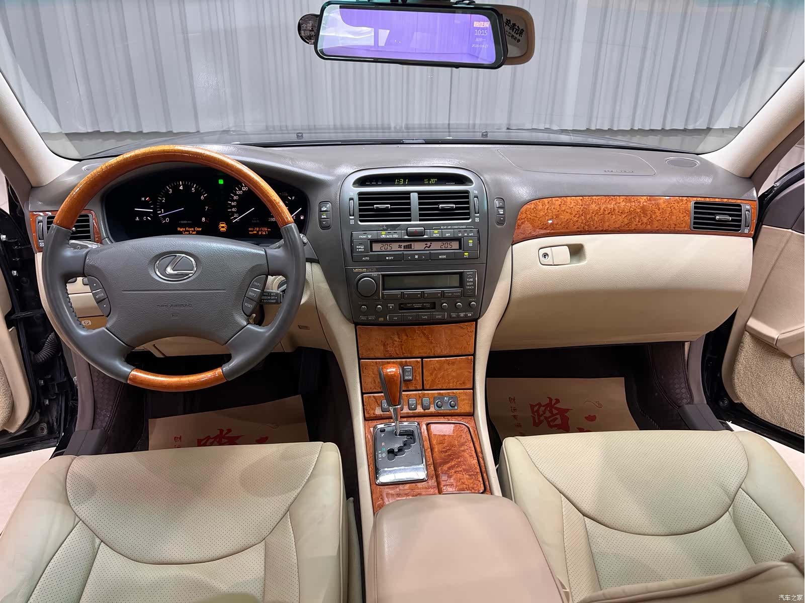Lexus LS, 2004 13