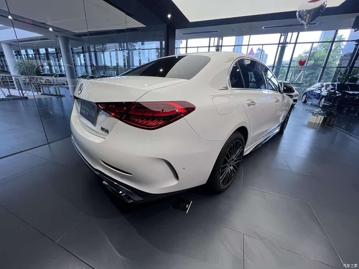 Mercedes-Benz C-Class, 2025 7