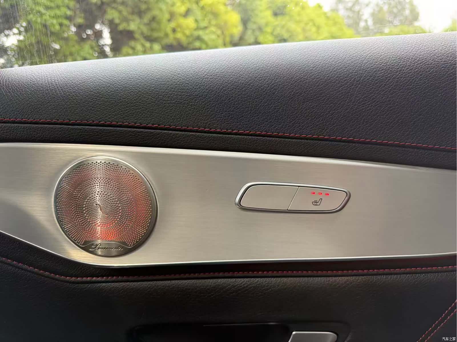 Mercedes-Benz GLC, 2019 16