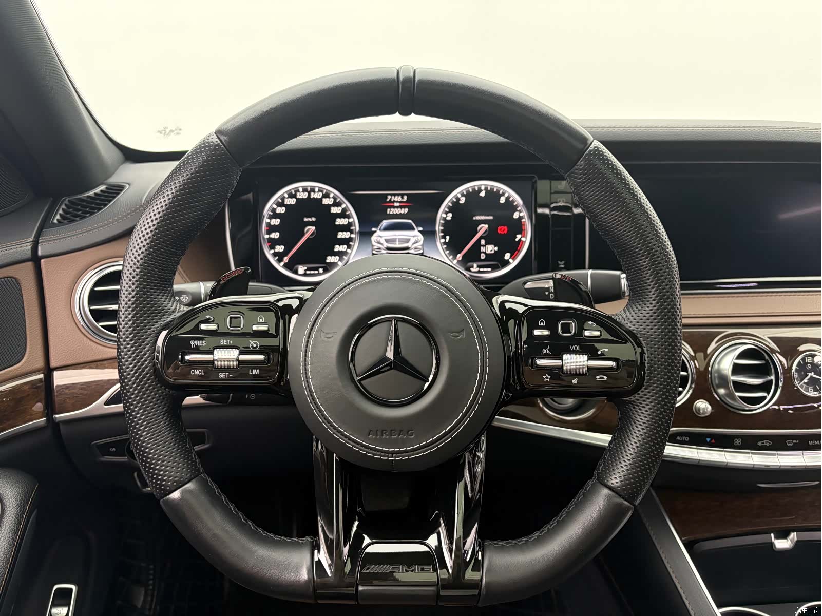 Mercedes-Benz S-Class, 2016 7