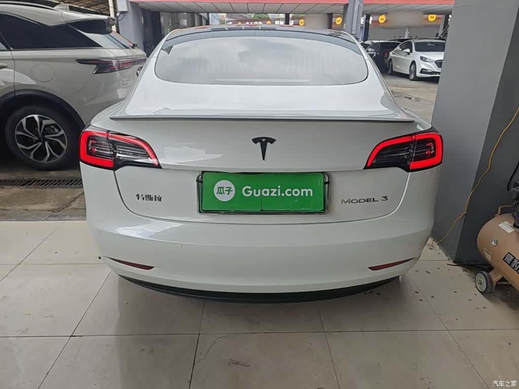Tesla Model 3, 2020 6