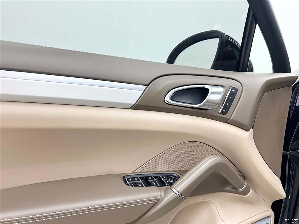 Porsche Cayenne, 2012 18