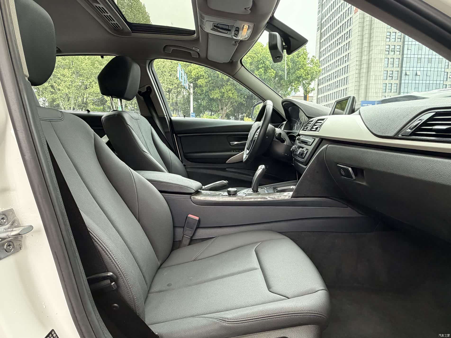 BMW 3 Series, 2015 6