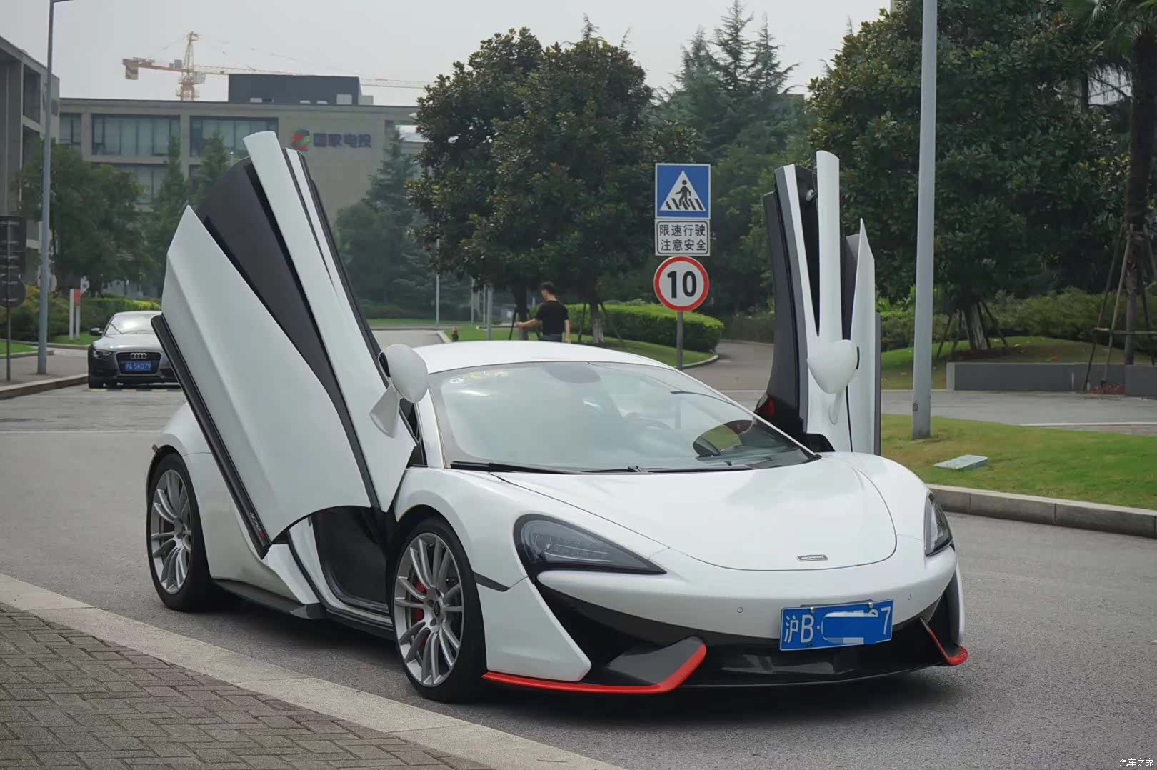 McLaren 570, 2018 4