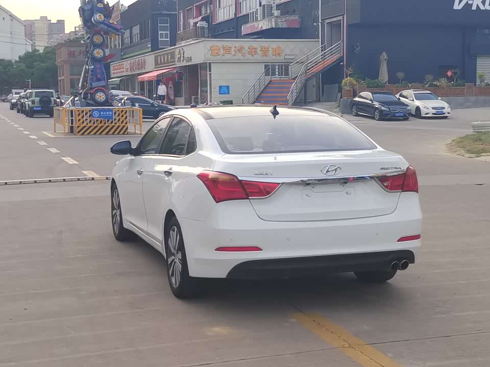 Hyundai Name picture