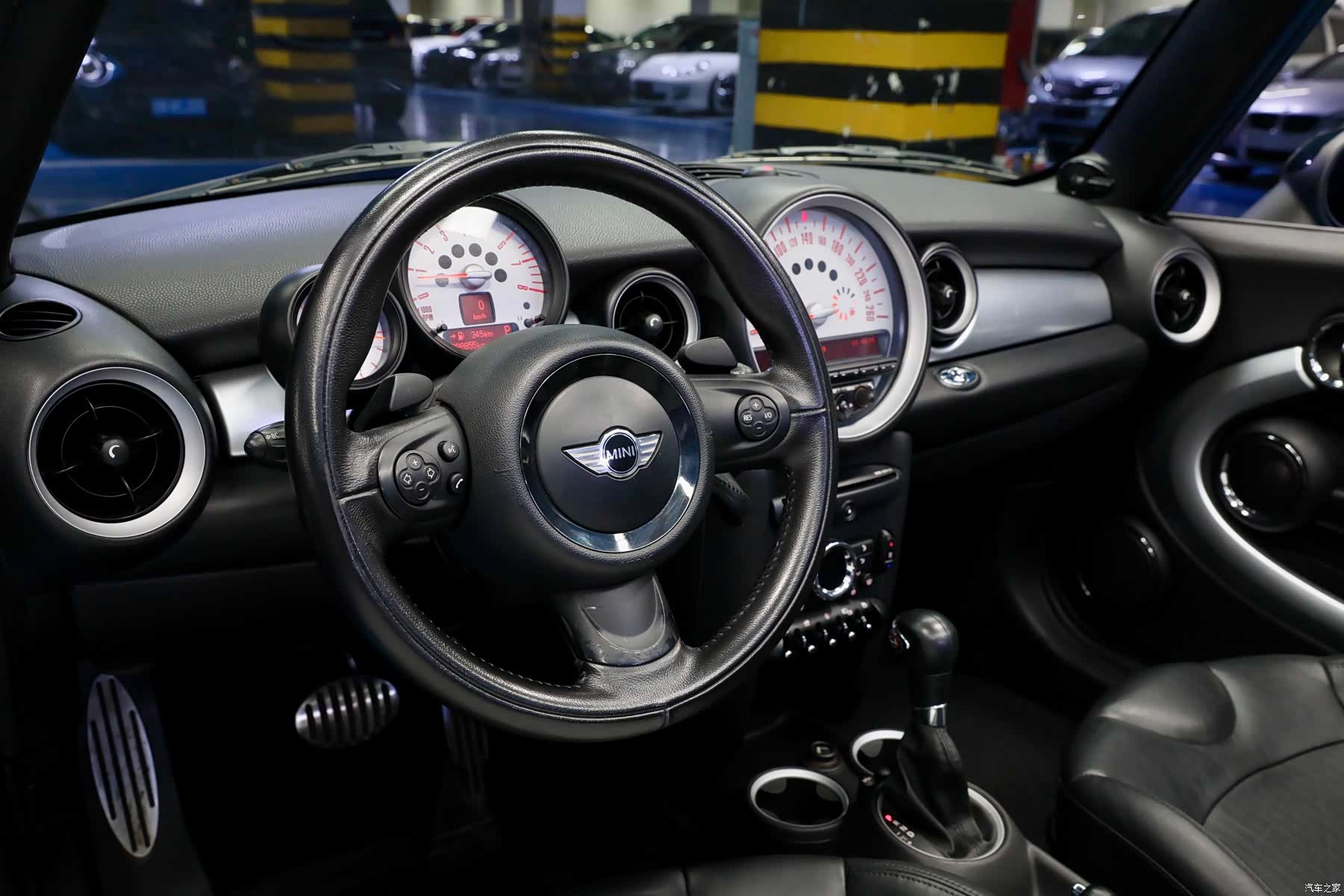 Mini Cooper, 2011 11