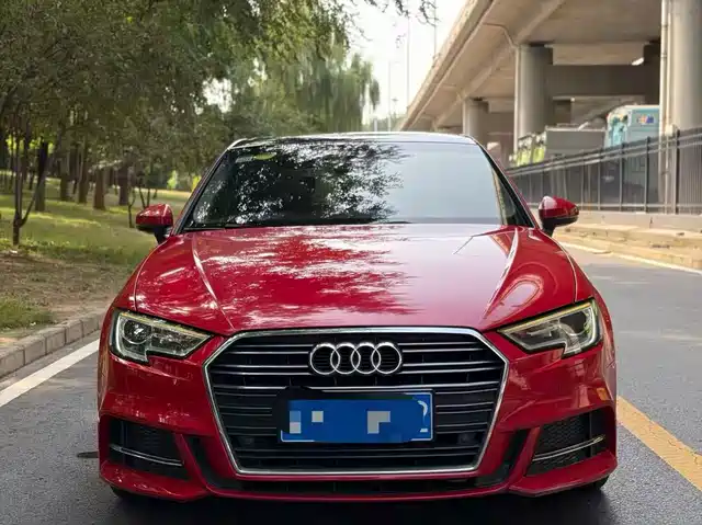 Audi A3 2017 — купить из Китая под заказ