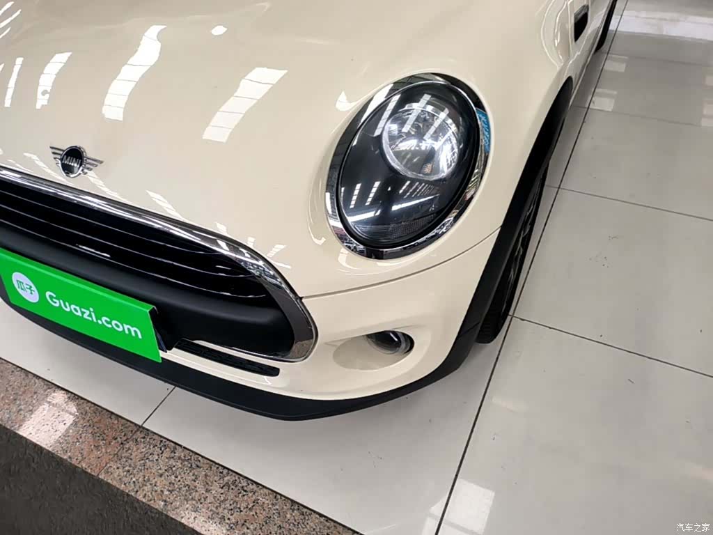 Mini ONE, 2020 18