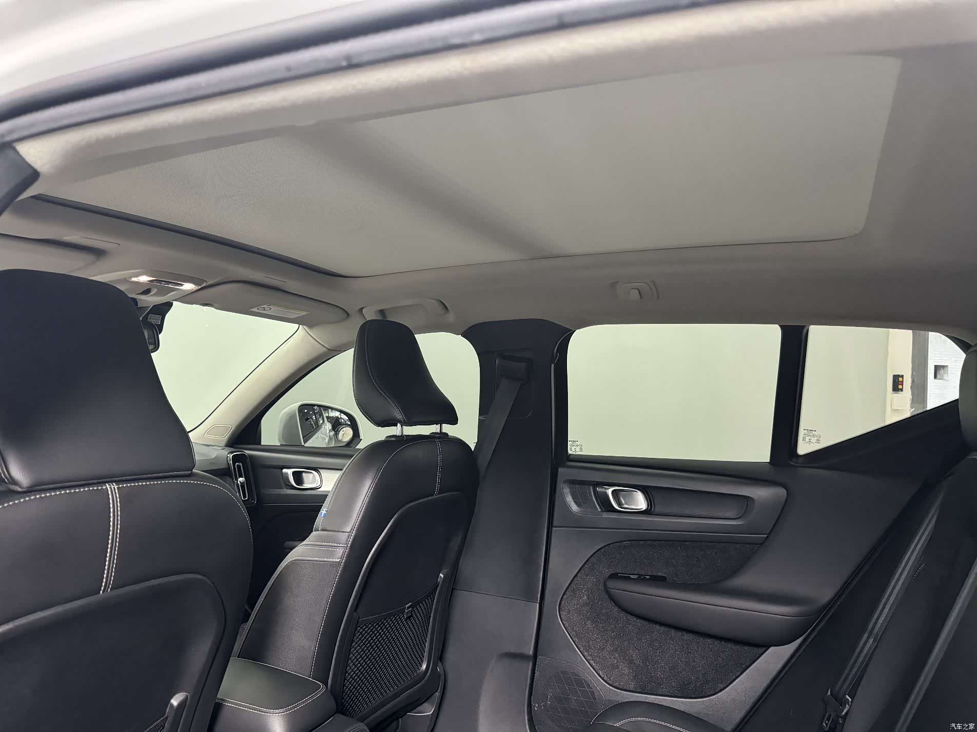 Volvo XC40, 2019 9