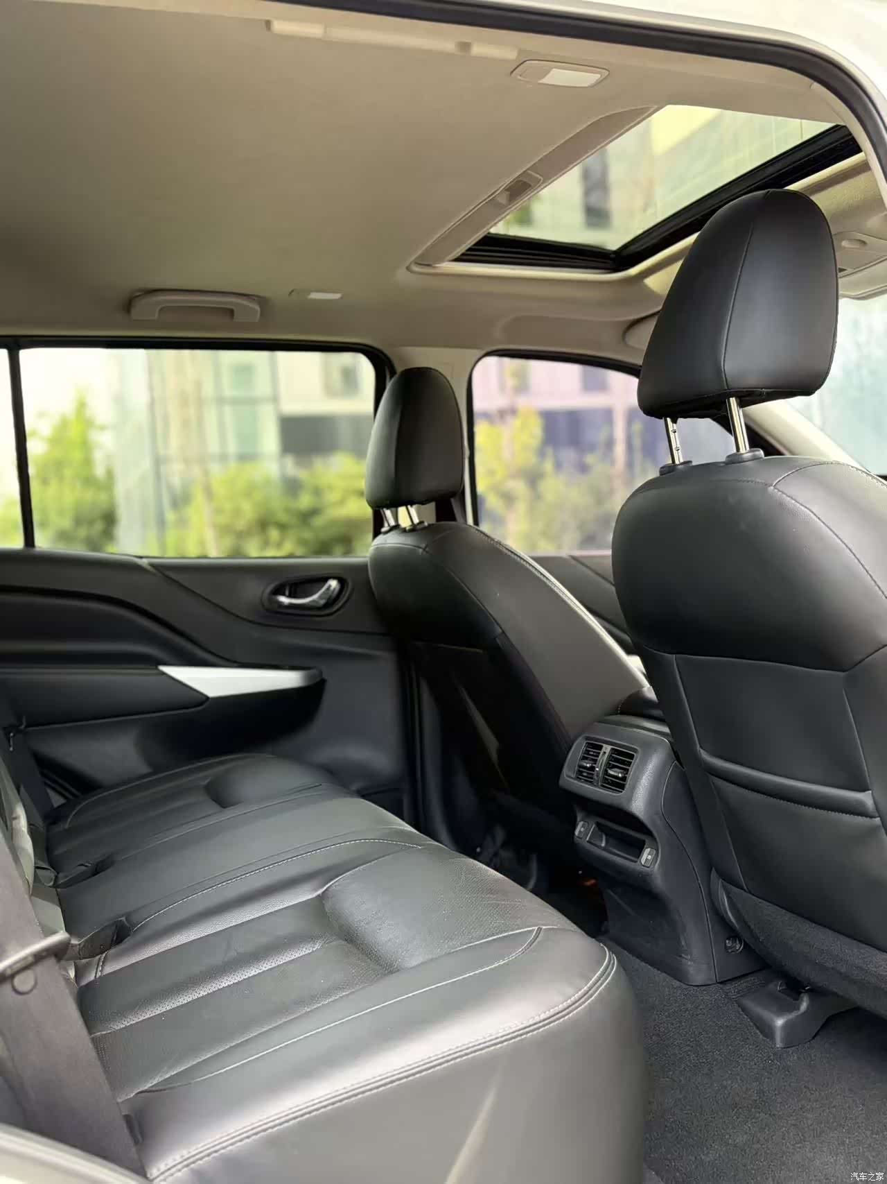 Nissan Terra, 2021 11