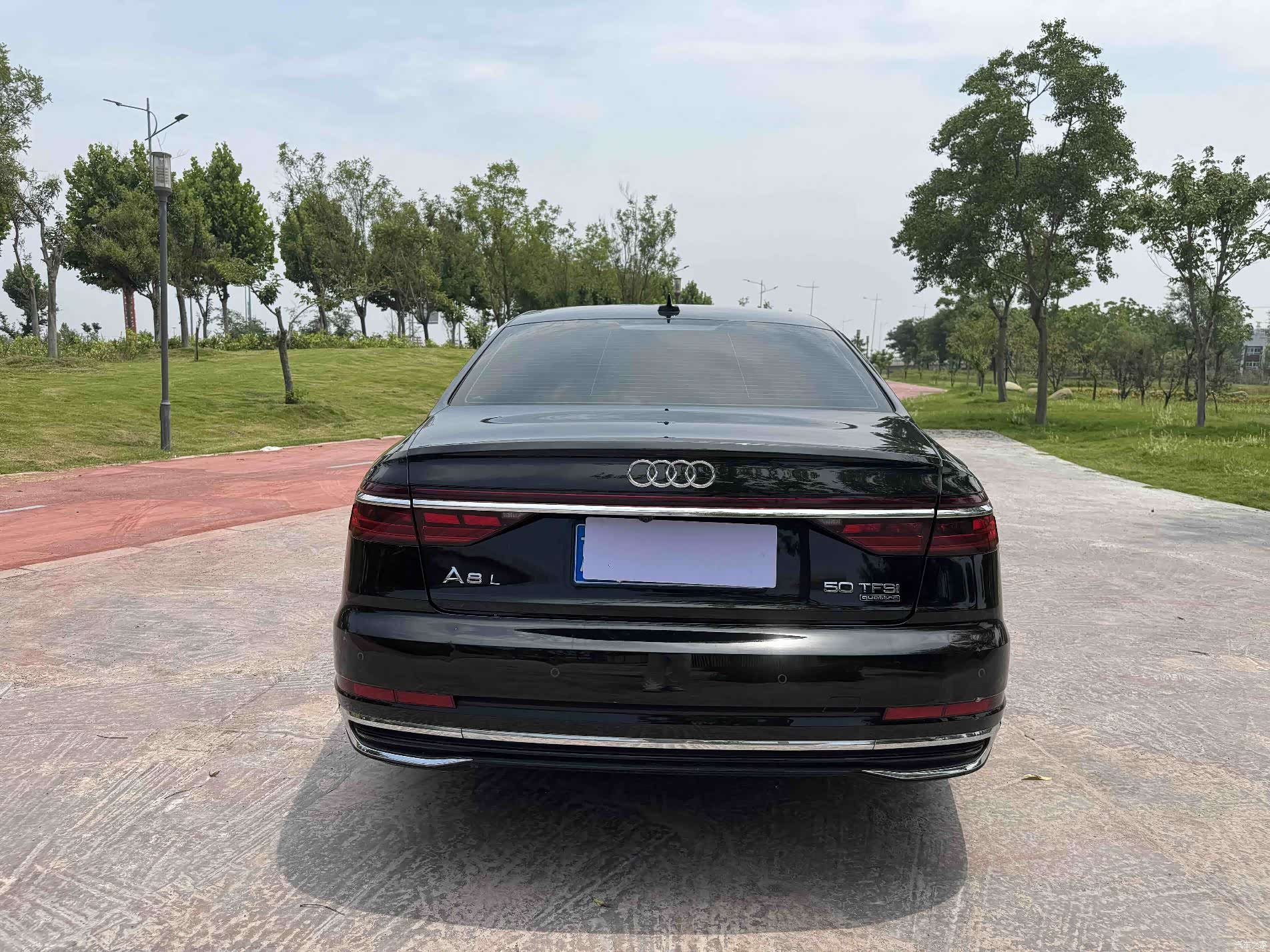 Audi A8L, 2022 10