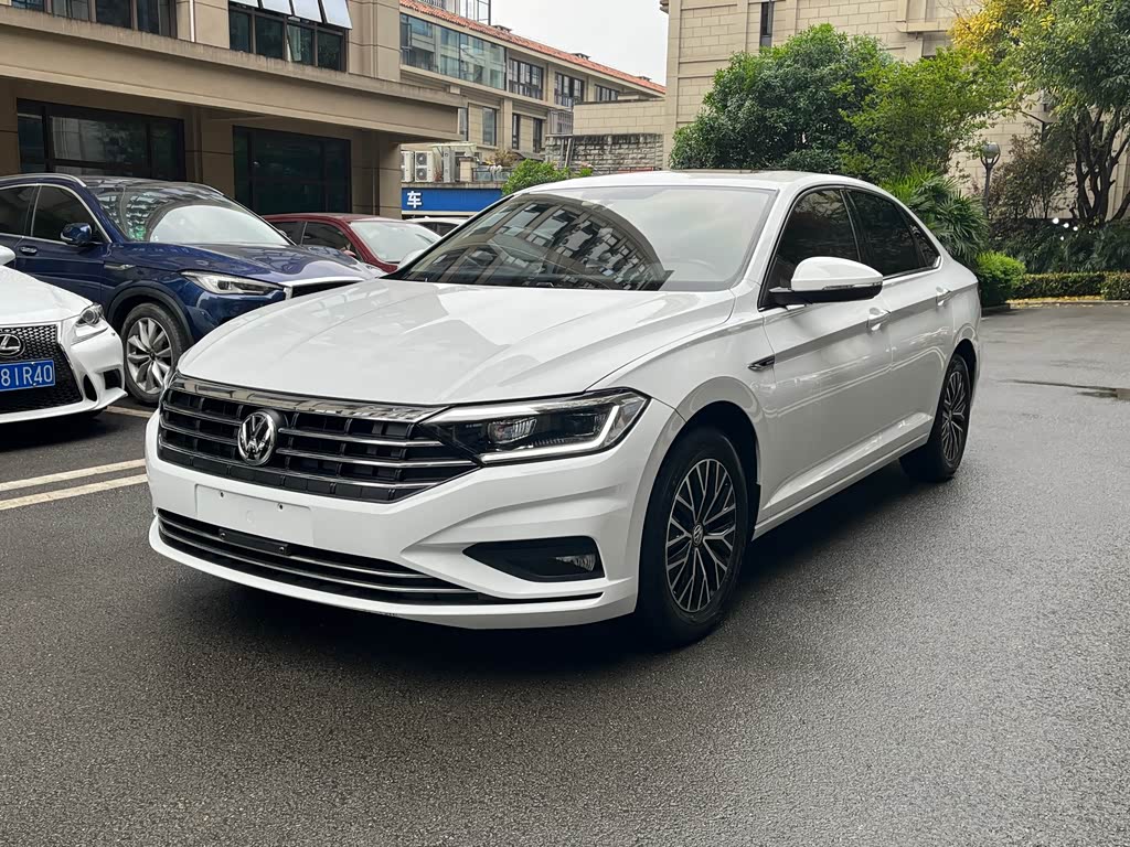 Volkswagen Sagitar