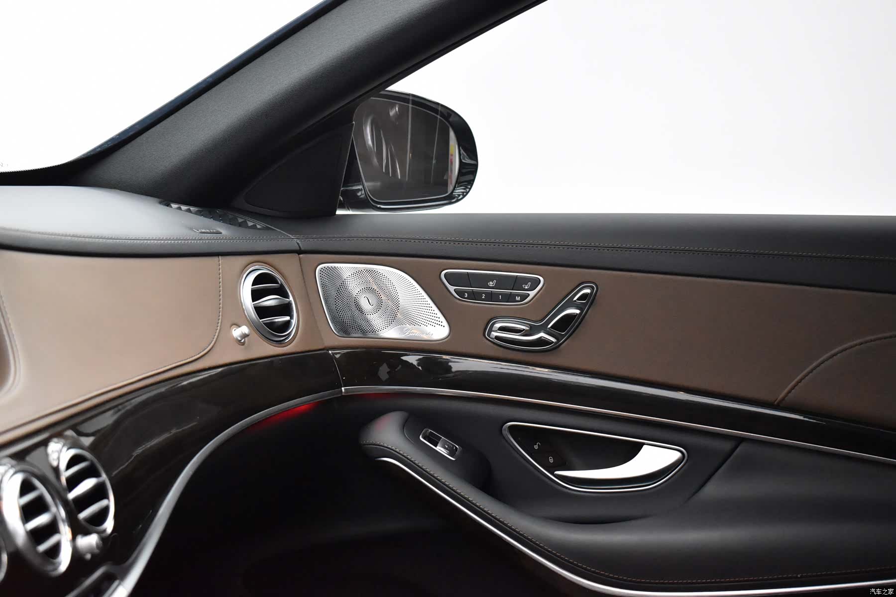 Maybach S-Class, 2019 11