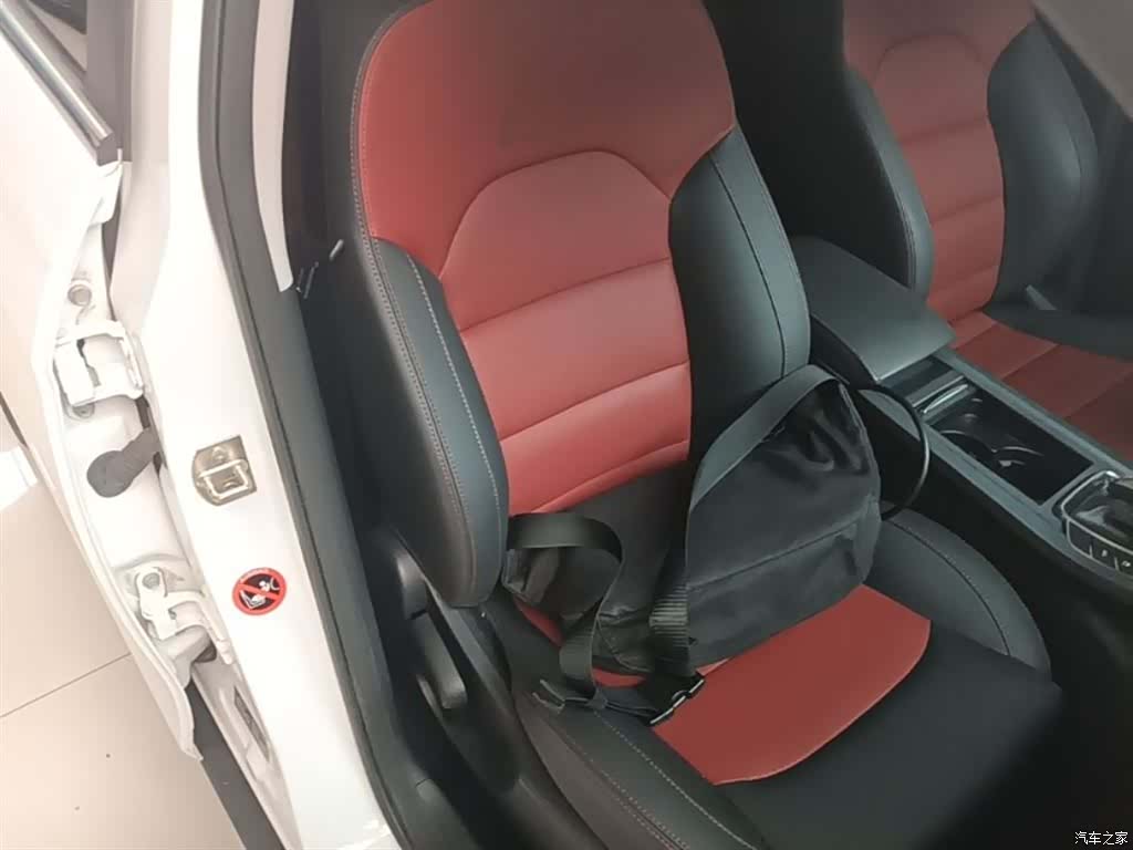 Geely S1, 2019 25