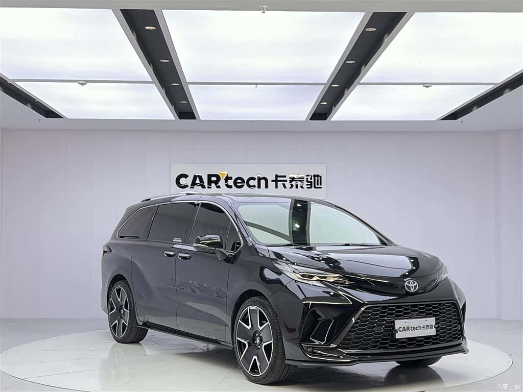 Toyota Granvia, 2023 все фото