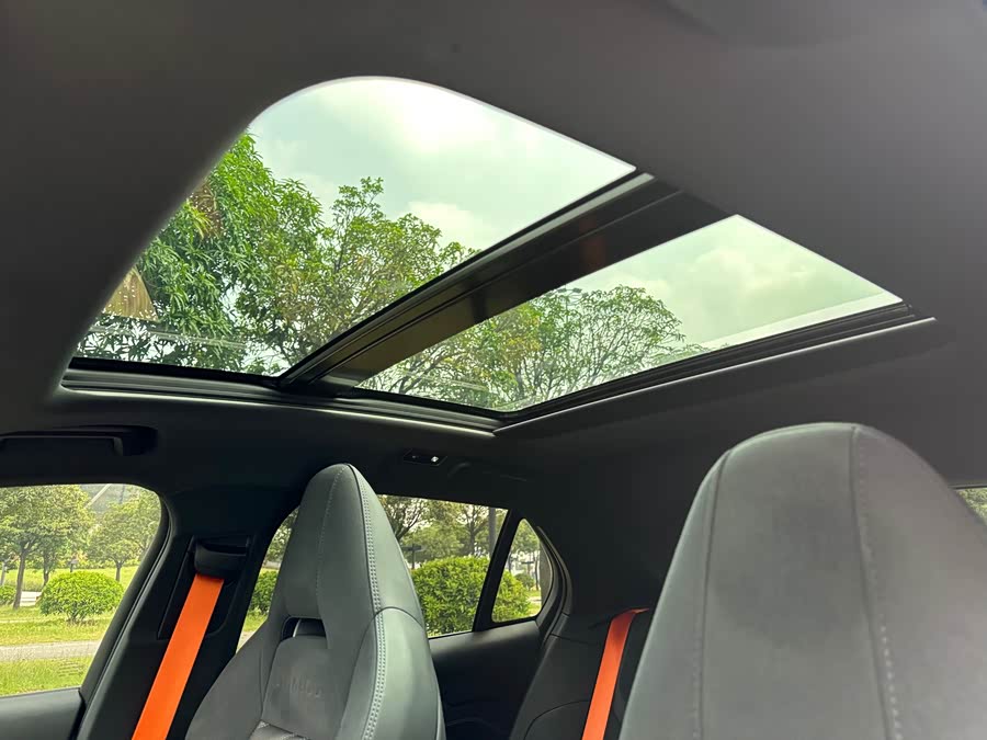Lynk & Co 02 Hatchback 2023, фото 17