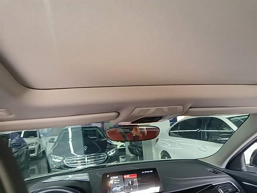 BMW 1 Series 2022, фото 18
