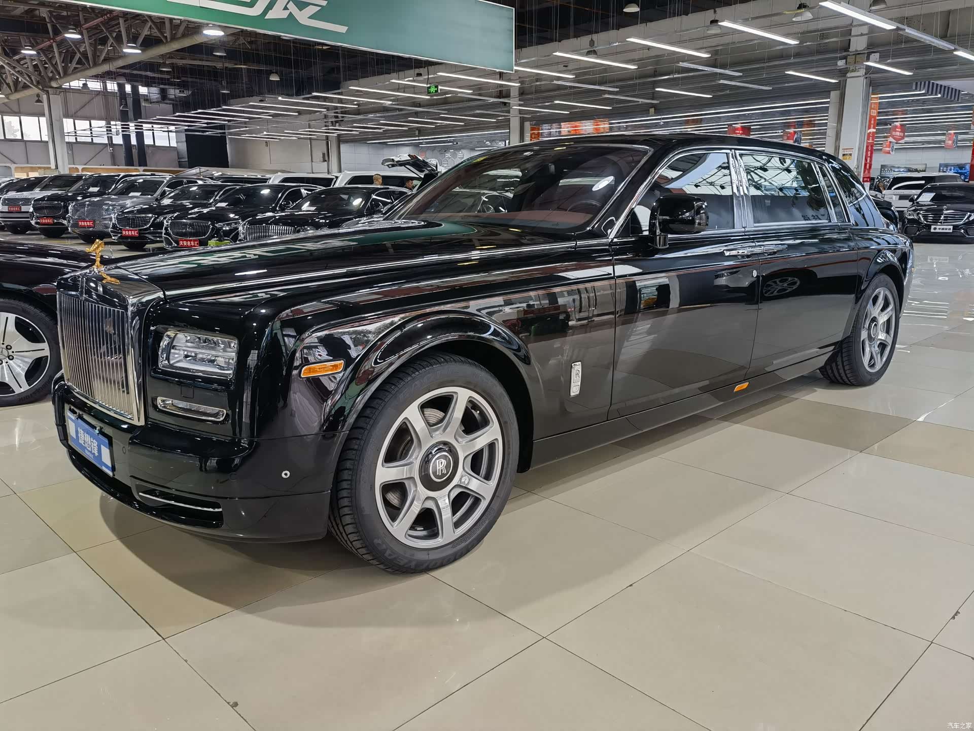 Rolls-Royce Phantom, 2016 1
