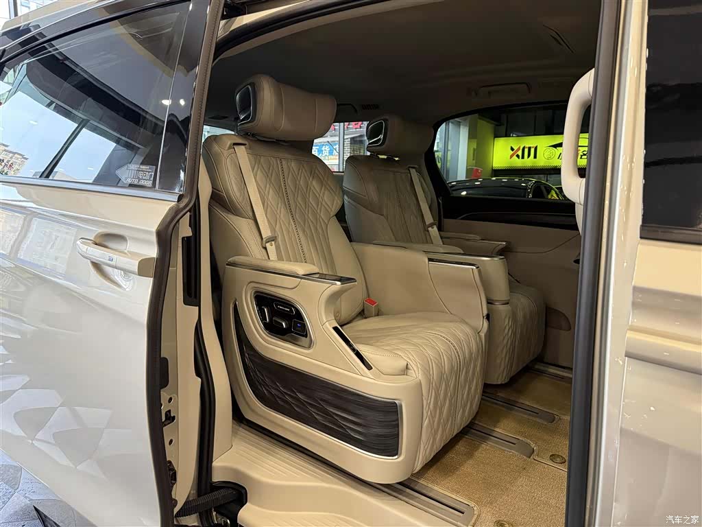 Buick GL8, 2021 7