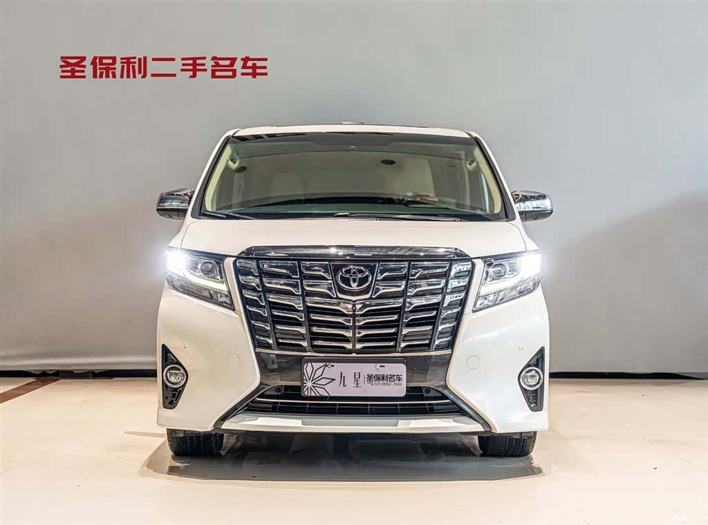 Toyota Alphard, 2018 2
