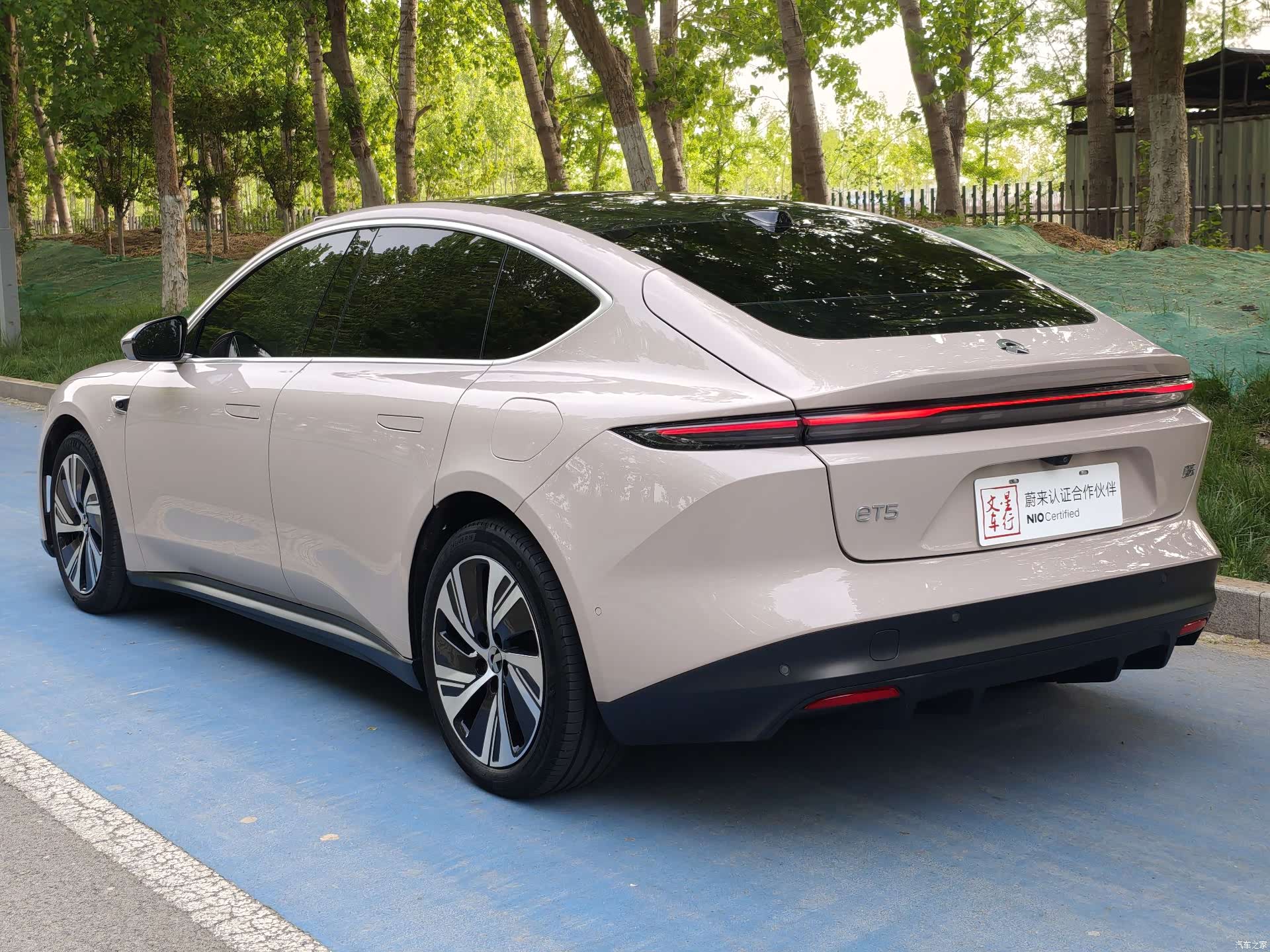 NIO ET5, 2024 6